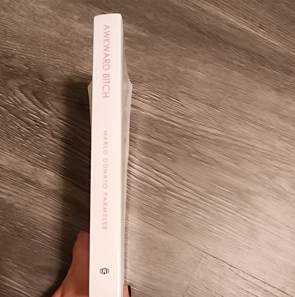 Awkward B1tch Paperback Book by Marlo Donato Parmelee - Picture 3 of 6